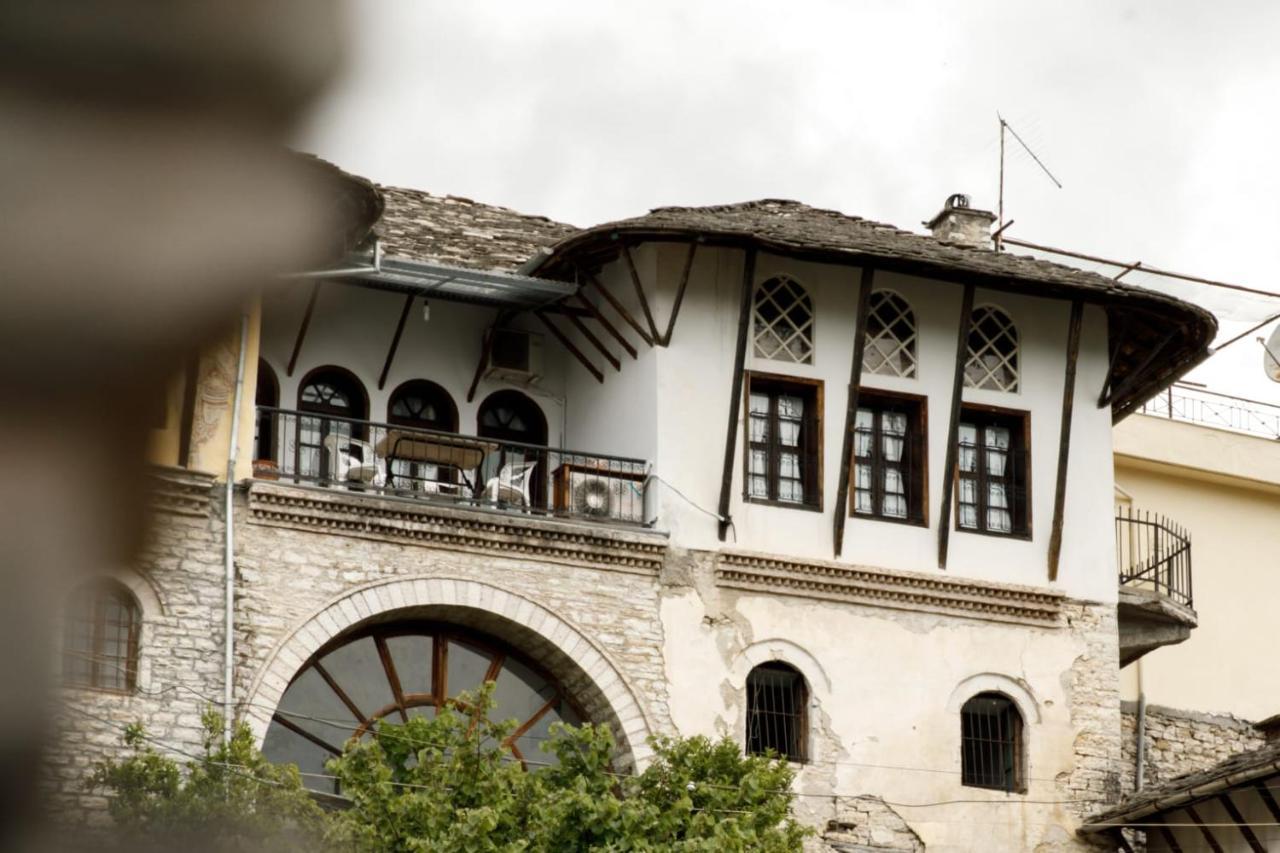 Emblematic House Apartment 2 Gjirokastër Esterno foto
