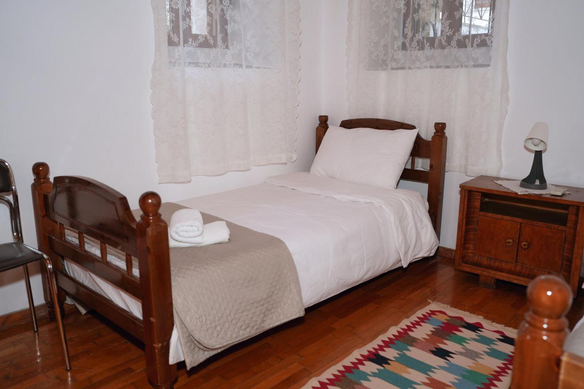 Emblematic House Apartment 2 Gjirokastër Esterno foto