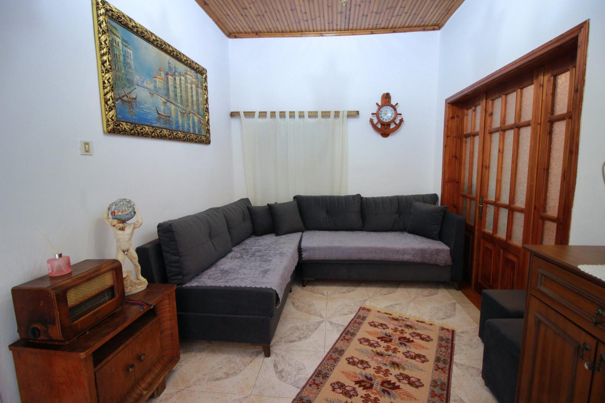 Emblematic House Apartment 2 Gjirokastër Esterno foto